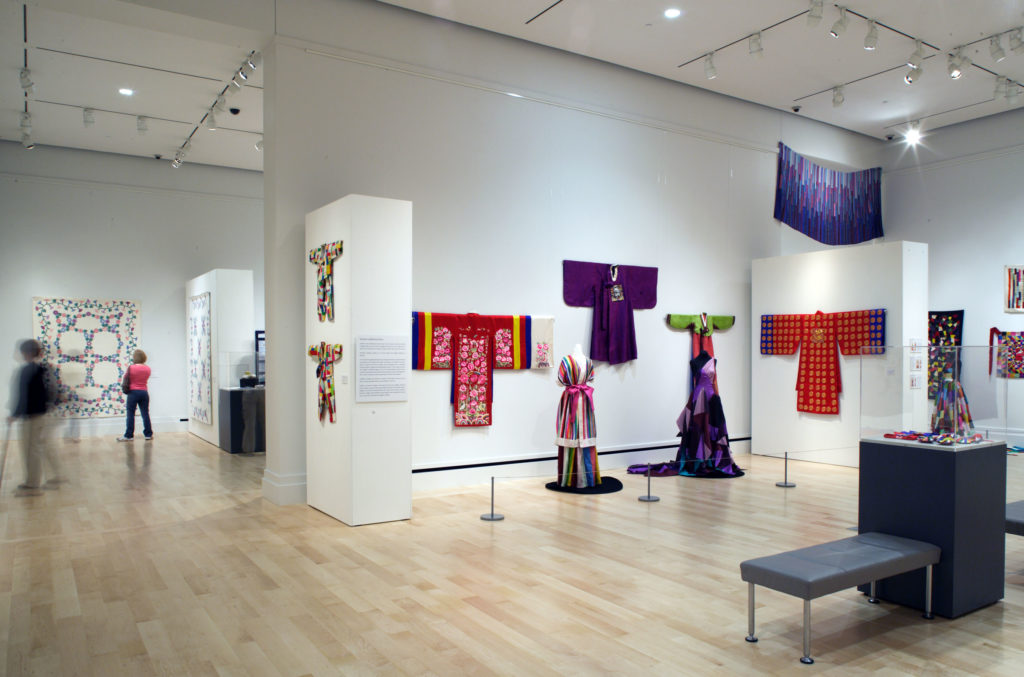 UNL - International Quilt Study Center